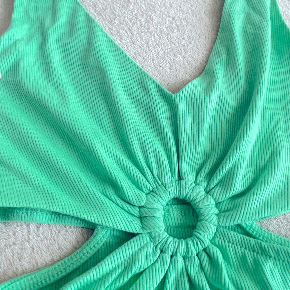 Brand New vibrant green body suit/leotard - Picture 3 of 3